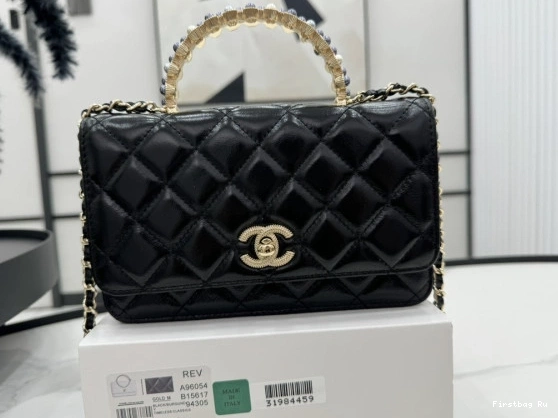 Firstbag Ru WOC-19CM CHANEL 0817